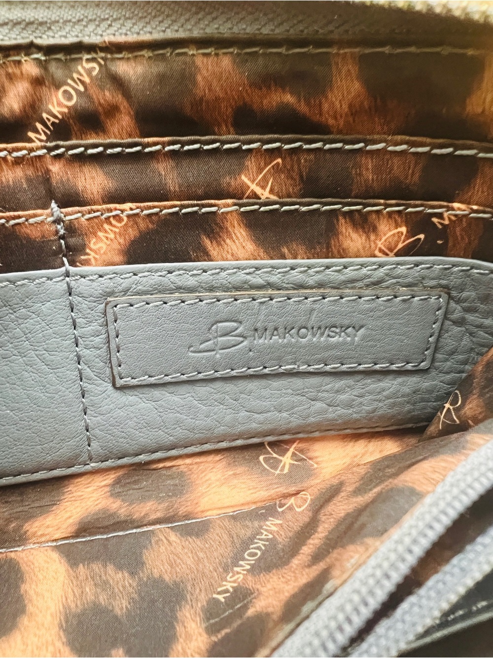 B. Makowsky Blue Leather Zip Around Wallet Silver Hardware Classic Organizer - Picture 11 of 11